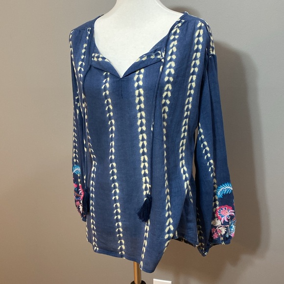 Sundance Blue Top with Embroidered Sleeves - Large - Picture 3 of 6
